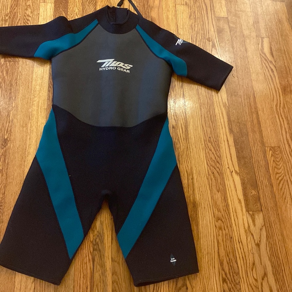 TILOS SHORTY WETSUIT 3mm titanium. Mens XXL